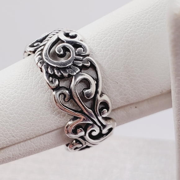 Genuine Blue Sleeping Beauty Turquoise 925 Sterling Silver Eternity Swirl Ring - Picture 3 of 6